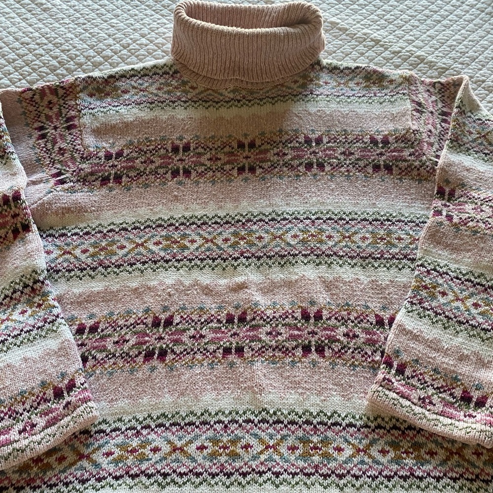 Womens Heirloom Collectibles sweater